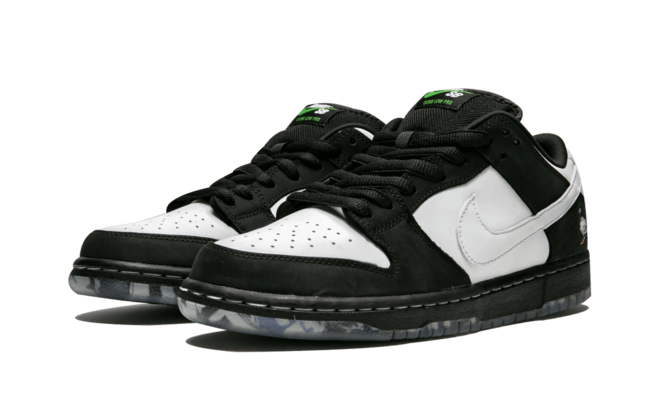 Show off Your Cool Style with the New Nike SB Dunk Low Pro OG QS Panda Pigeon Shoes