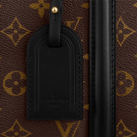 Get the new Louis Vuitton Soufflot MM for women at the outlet.
