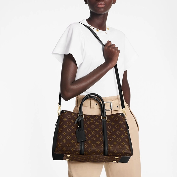 New Louis Vuitton Soufflot MM outlet exclusive to women.