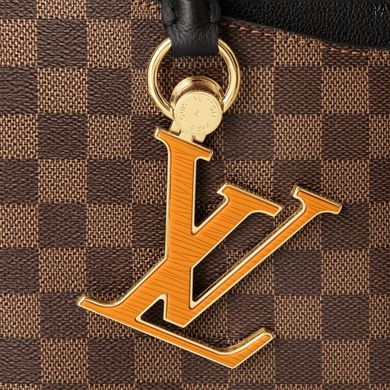 Alternative Image Alt: Louis Vuitton LV Riverside Shopping