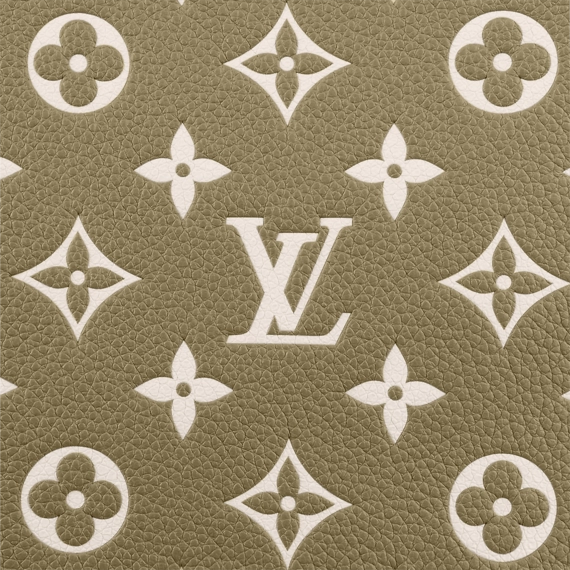 Be Unique with Women's Louis Vuitton Neverfull MM!