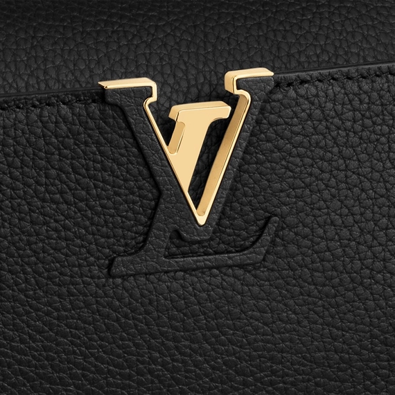 The Latest Women's Louis Vuitton Capucines BB