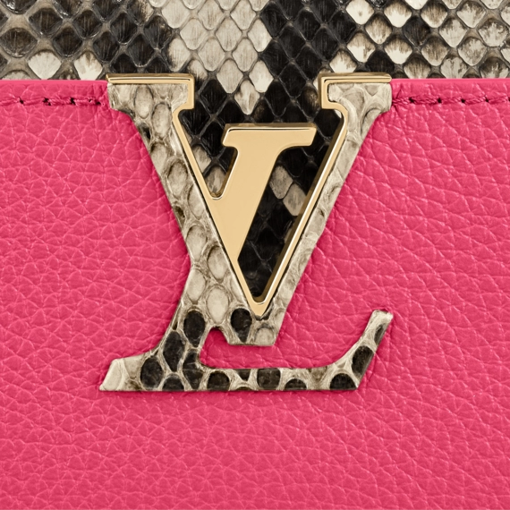 Outlet Sale - Get Your Women's Louis Vuitton Capucines BB!