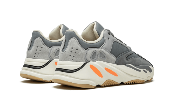 Achieve Athletic Fashion with Original Men's Yeezy Boost 700 - Magnet Sale!
