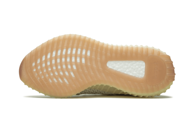 Buy Mens Yeezy Boost 350 V2 Citrin shoes at an exclusive outlet.