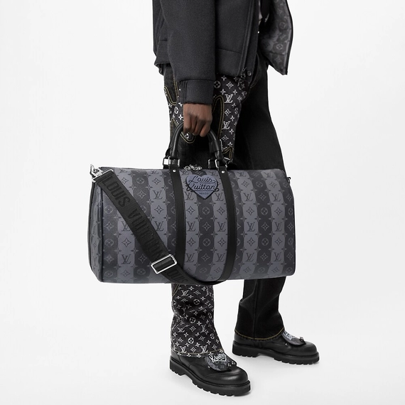 Buy Louis Vuitton Keepall Bandouliere 55 for men - original