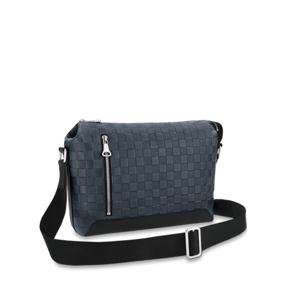 Louis Vuitton DISCOVERY MESSENGER PM - Outlet