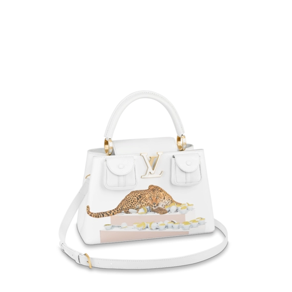 Buy the Original Bolsa Capucines MM for Women