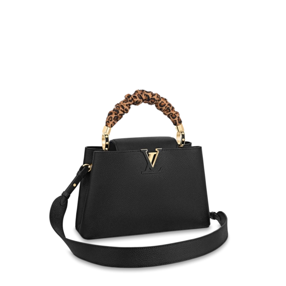 Buy the original Capucines MM handbag - stylish and new for women
