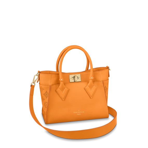 Outlet Louis Vuitton On My Side PM for Women
