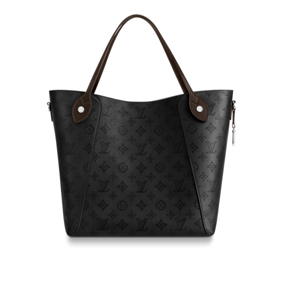 Welcome the Louis Vuitton Hina MM Into Your Closet