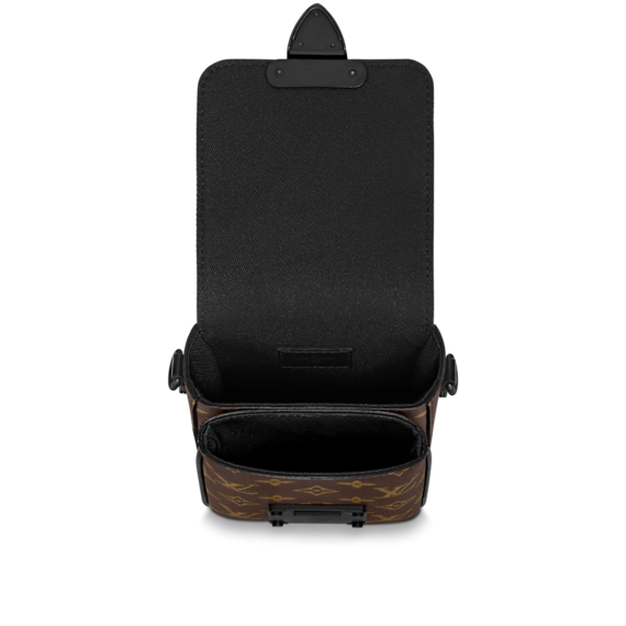 Great gift idea: Louis Vuitton S-Lock Vertical wearable wallet for men