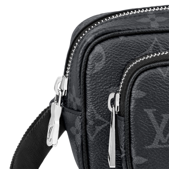 Get the latest Louis Vuitton Outdoor Pouch for men.