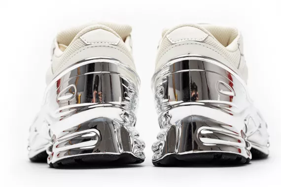 Ozweego Raf Simons Cream White Silver Metallic