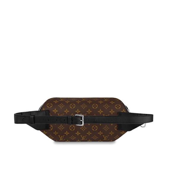 Buy the Men's Louis Vuitton BUMBAG New