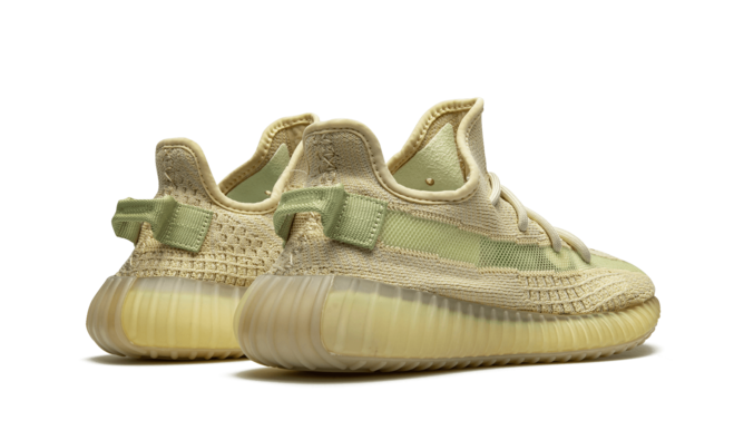 Women: Don't Miss Out on the Yeezy Boost 350 V2 Flax at the Sale Outlet!