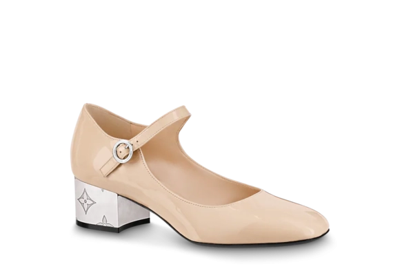 Women Love Sale on Original Louis Vuitton Grace Pumps