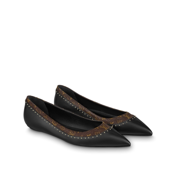 Women's Louis Vuitton Signature Flat Ballerina - Outlet