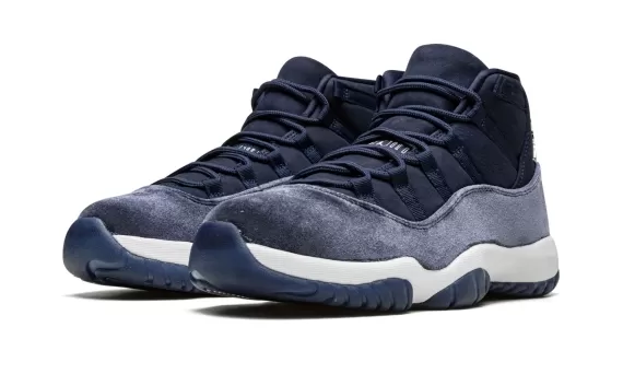 Original Women's Air Jordan 11 Velvet Midnight Navy - The classic look that won't go out of style!