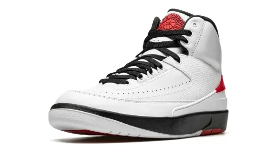 Outlet Shoes - Get the Air Jordan 2 Retro OG - Chicago 2022 Now!