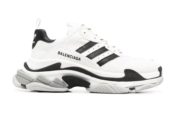 Sale Women's Balenciaga x Adidas Triple S sneakers in White, Black, and Grey