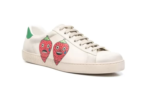Get the original Gucci x Off-white New Ace graphic-print sneakers - Women's collection.
