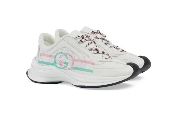 Get the Gucci Gucci Run leather sneakers with interlocking G at discounted prices - Women's Outlet.