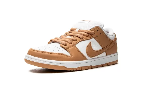 Be the one and only with the original Nike SB Dunk Low - Light Cognac: Sale ends soon!