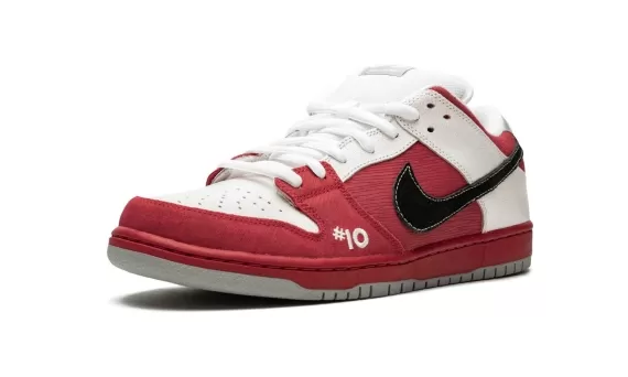 Shop Men's Nike Dunk Low Premium SB - Roller Derby Shoes Now!