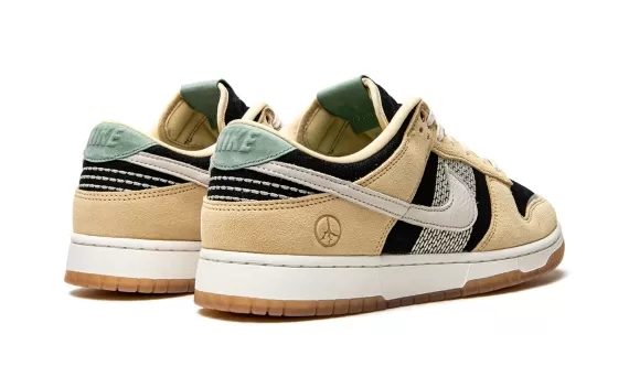 Outlet prices on men's Nike Dunk Low SE - Rooted In Peace!