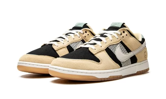 Score vivid style with men's Nike Dunk Low SE - Rooted In Peace on sale!