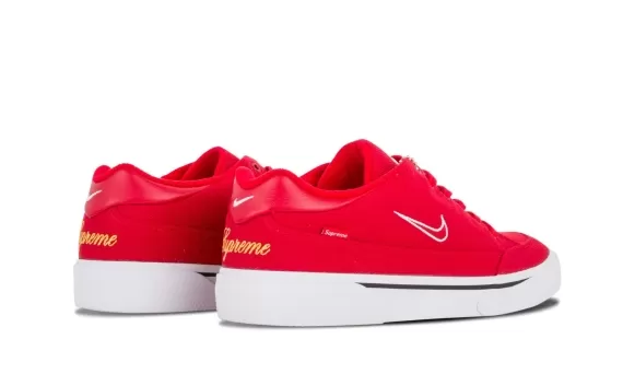 Women's Nike SB GTS QS - Supreme Red Gear