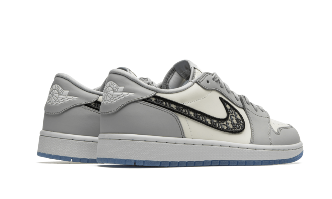 Get Women's Air Jordan 1 Low - Dior Now