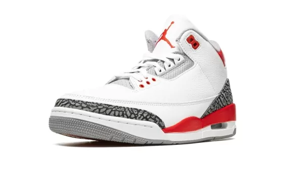 Get the New Air Jordan 3 Retro OG - Fire Red 2022 for Men at Outlet Prices!