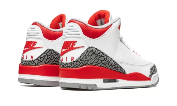 Get the Latest Men's Air Jordan 3 Retro OG - Fire Red 2022 Outlet Now!