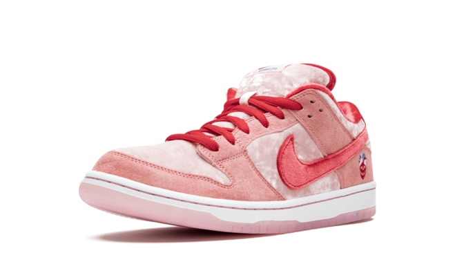 Women - Shop The StrangeLove Nike SB Dunk Low Pro Outlet Sale Now!