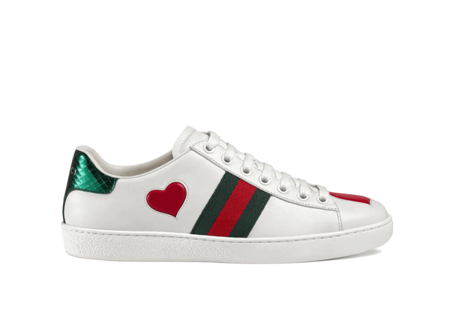 Outlet Men's Gucci Ace Embroidered Low-Top Leather Heart Inlay Sneakers.