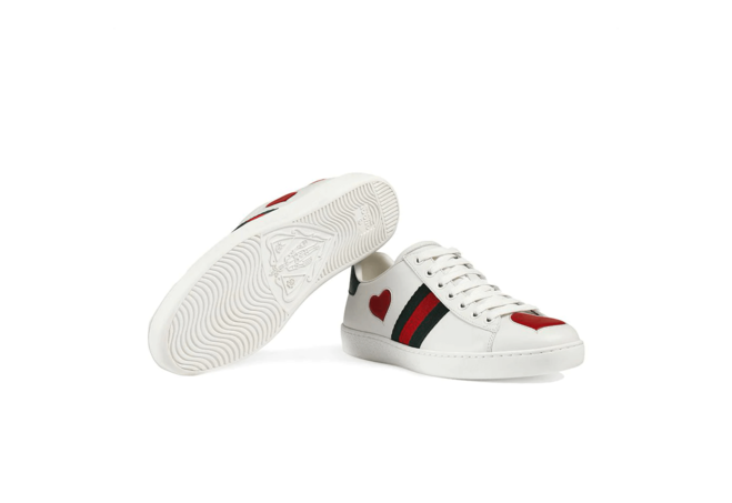 Authentic Gucci Ace Low-Top Sneskers for Men - Embroidered with a Leather Heart Inlay.