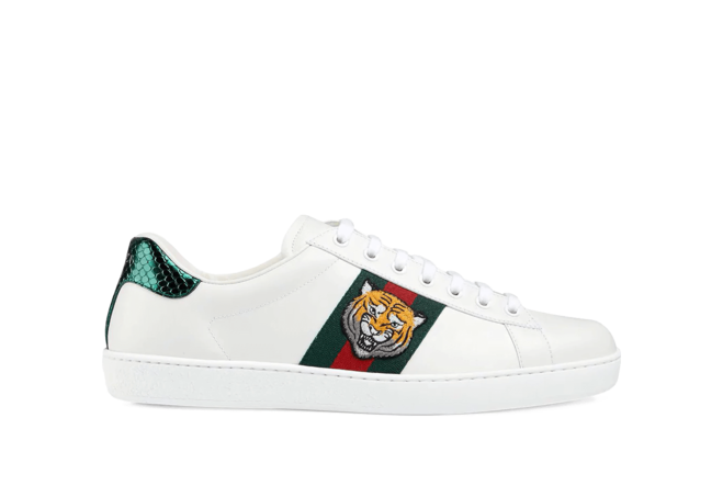 Sale - Men's Gucci Ace Tiger Appliqued Sneakers