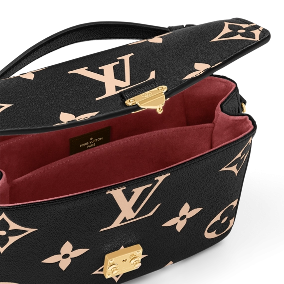 Louis Vuitton Pochette Métis