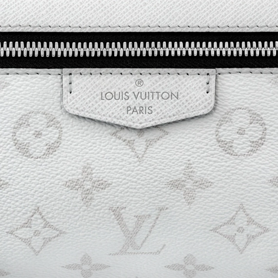 Louis Vuitton Outdoor Messenger