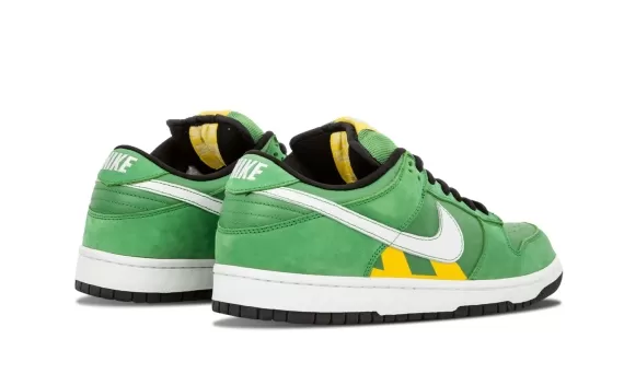 Nike SB Dunk Low Pro - Toyko Cabs