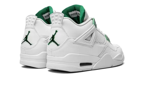 Air Jordan 4 Retro Metallic Pack - Pine Green