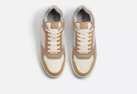 B27 Low-Top Sneaker - Beige and Cream