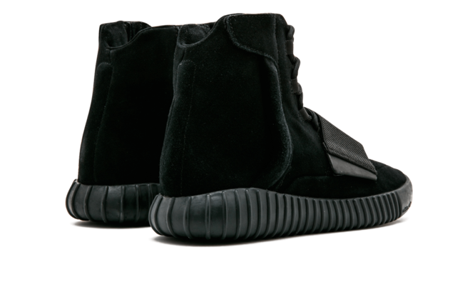 Women's Outlet Shoes - Yeezy Boost 750 - Triple Black