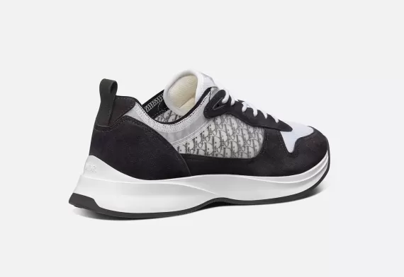 B25 Runner Sneaker Black/White 