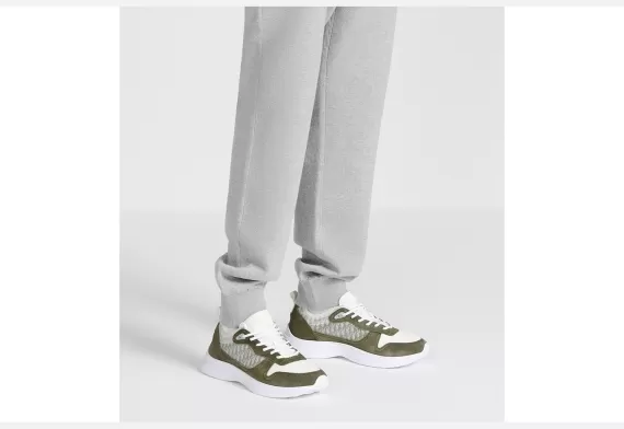 B25 Runner Sneaker Olive and White