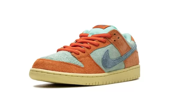 SB Dunk Low Pro PRM - Noise Aqua