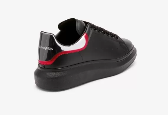 Oversized Sneaker in Black/Silver/Welsh Red