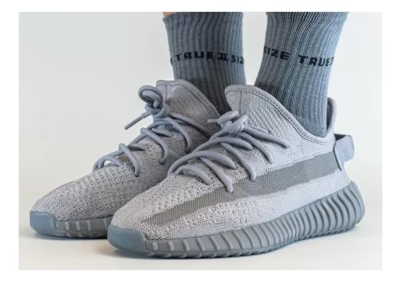 Yeezy Boost 350 V2 - Space Grey